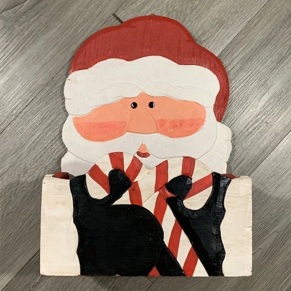 Pier 1 Imports Vintage Painted Santa Shelf/Mailbox Wall Hung Decoration‎ NWT